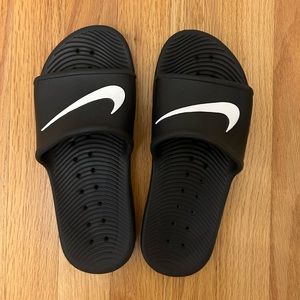 Black Nike Slides